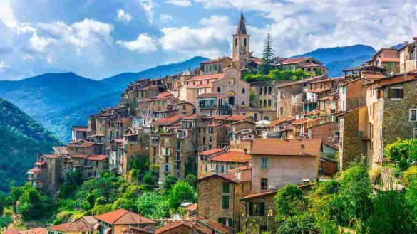 Apricale, il borgo ligure baciato dal Sole