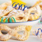 Dolci a forma di maschera di carnevale