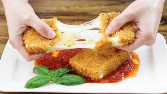 Mozzarella in carrozza