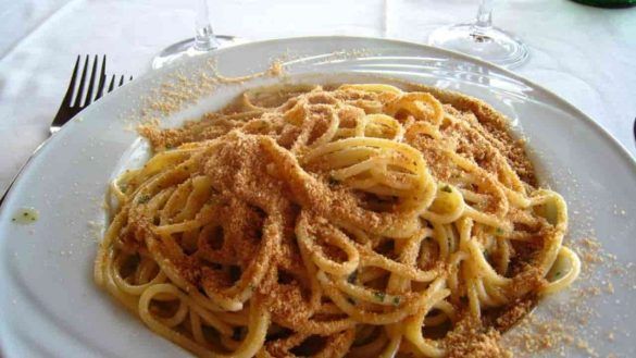 Pasta con mollica