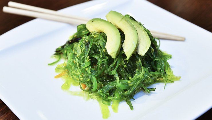 Insalata con alga wakame