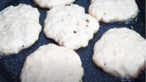 Padella con frittelle