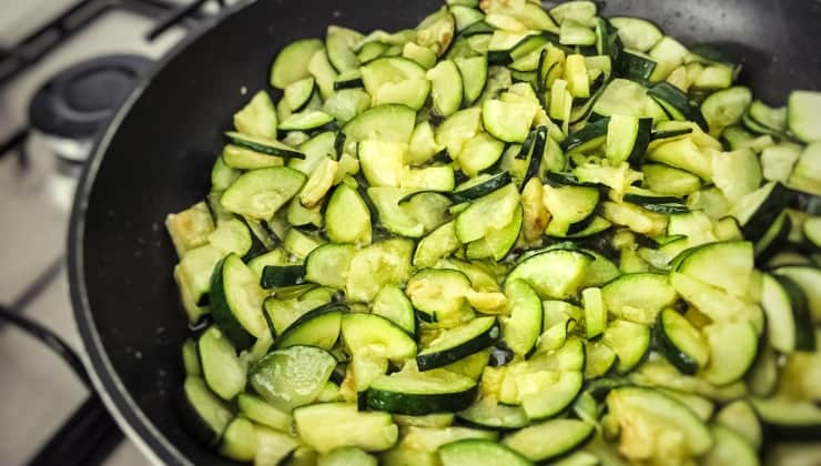 Panino cifra spagna, zucchine in padella