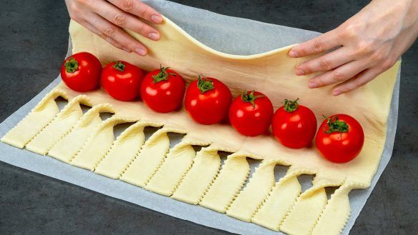 Pasta sfoglia con pomodoro e formaggio