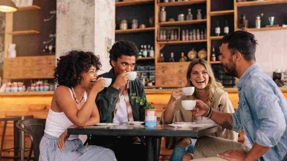 Amici al bar