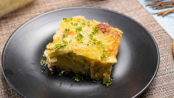 Torta salata di patate e zucchine