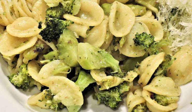 Pasta con i broccoli