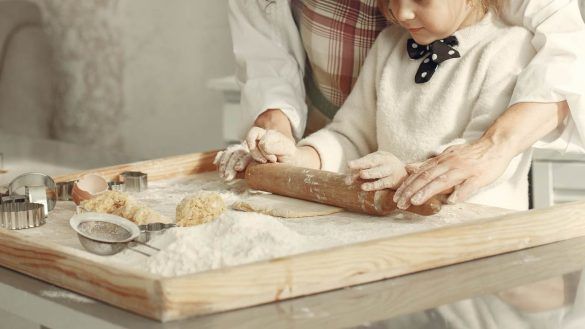 Bimbi in cucina