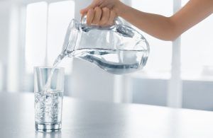 Quanta acqua bere al giorno