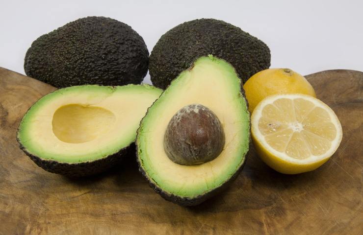 Avocado e agrumi