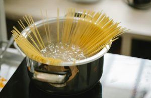 Cuocere gli spaghetti