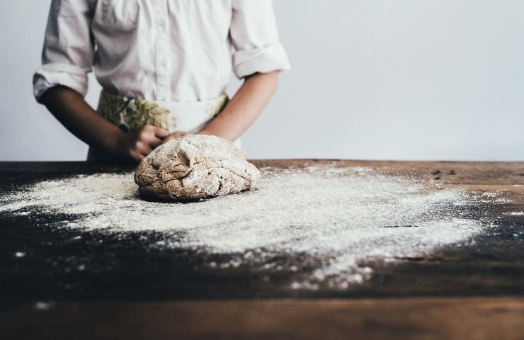 Preparazione torta salata