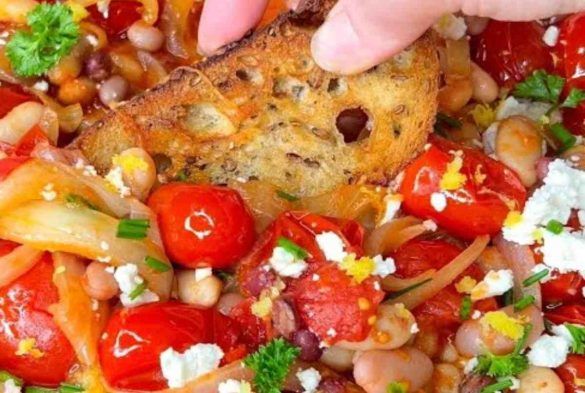 Mix di fagioli con cipolla e pomodori