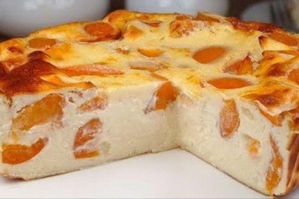 Torta allo yogurt e albicocche