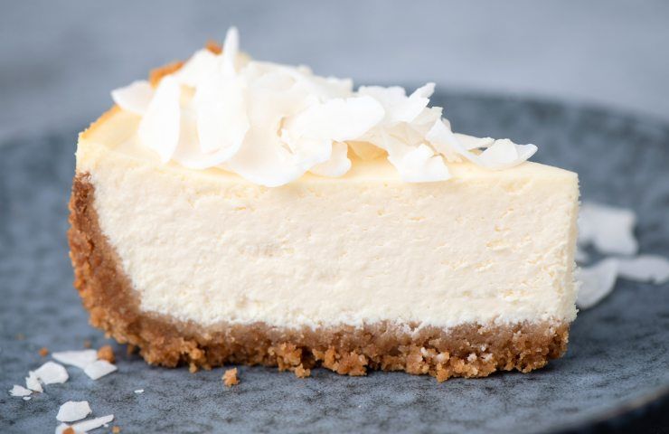 Cheesecake al cocco e cioccolato