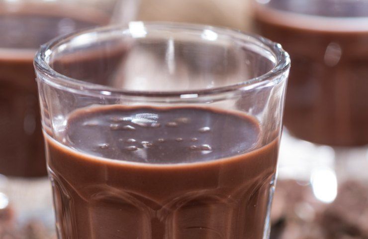 Liquore al cioccolato come si fa