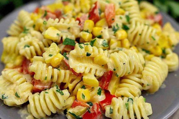 Pasta fredda e cremosa con verdure