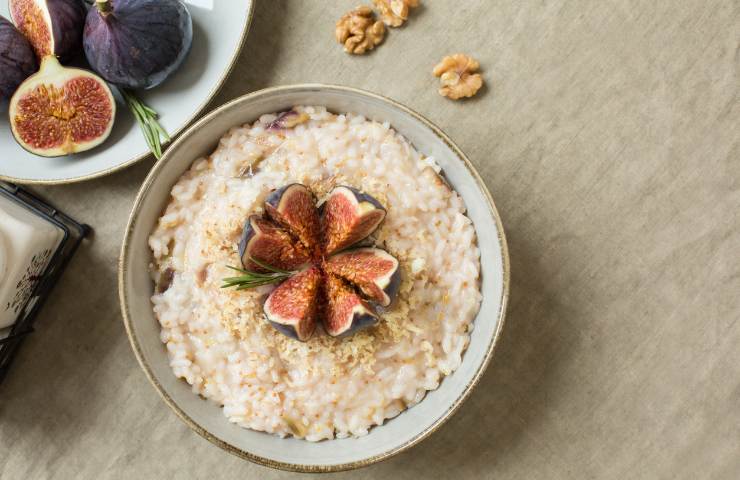 Risotto fichi e speck ricetta