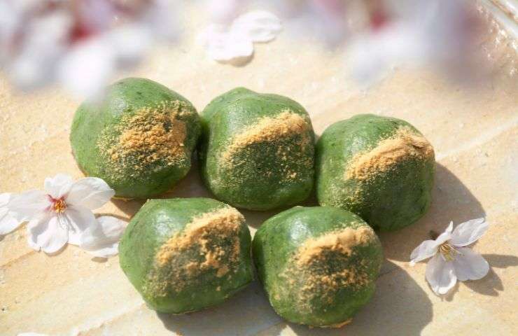 Yomogi Dango