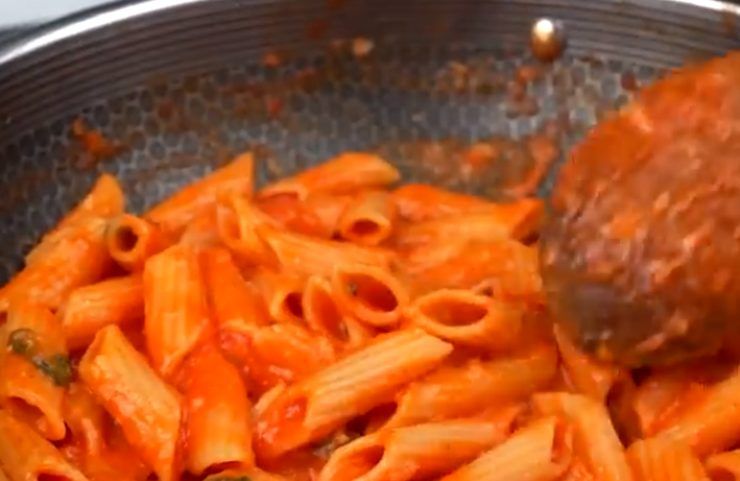 Appetitose penne al sugo