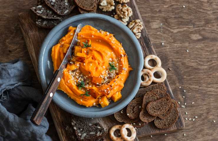 Come si fa l'hummus di zucca