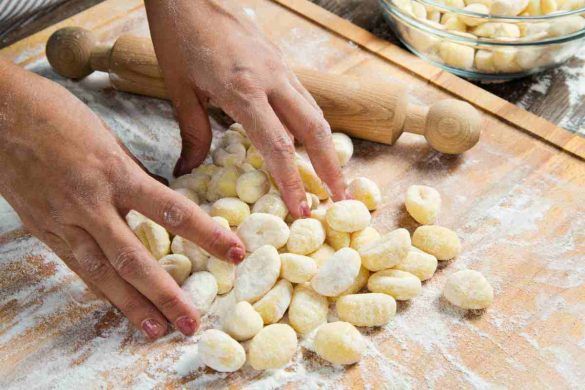 Preparare gli gnocchi